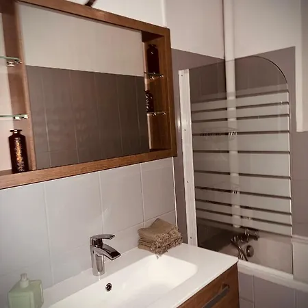 Petit A Louer Habitación en casa particular *